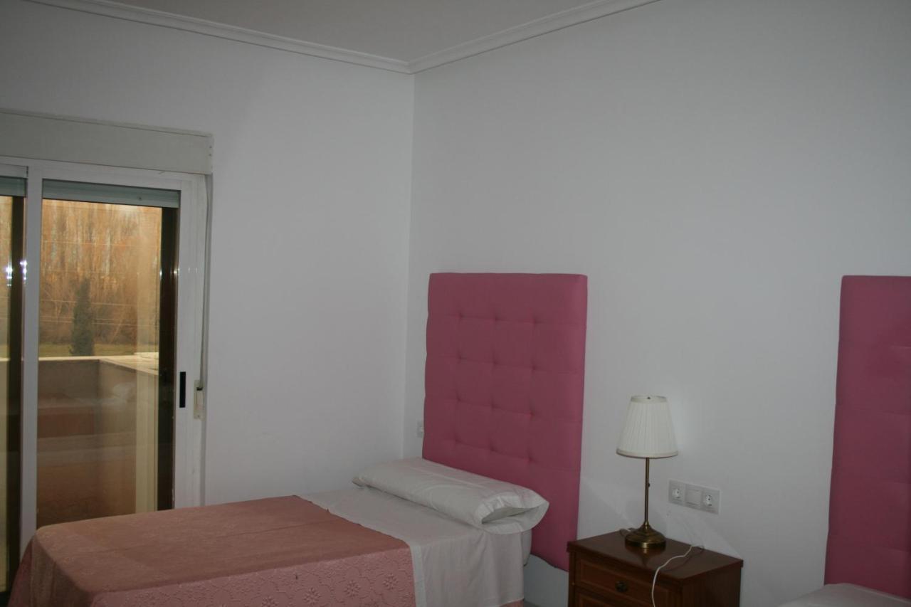 Mirador Del Ermitage Otel La Bañeza Dış mekan fotoğraf