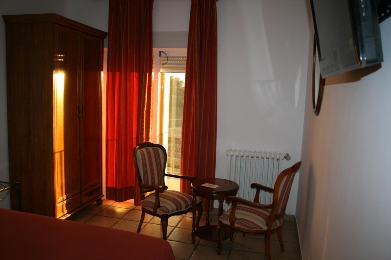 Mirador Del Ermitage Otel La Bañeza Dış mekan fotoğraf